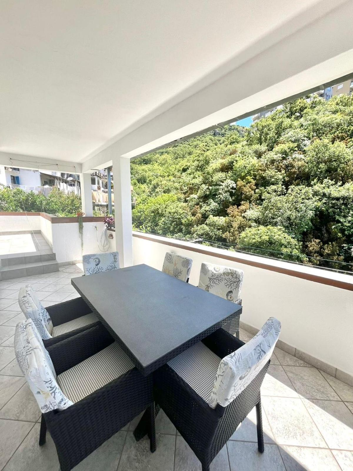 Apartments Harmonija Μπούντβα Εξωτερικό φωτογραφία