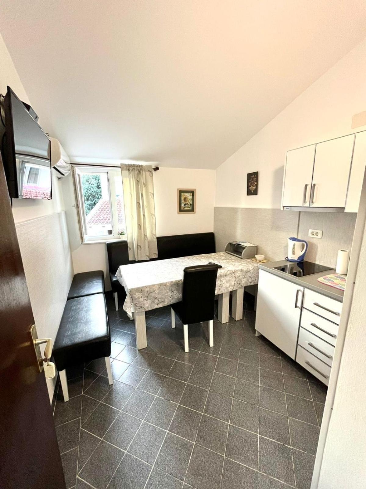 Apartments Harmonija Μπούντβα Εξωτερικό φωτογραφία